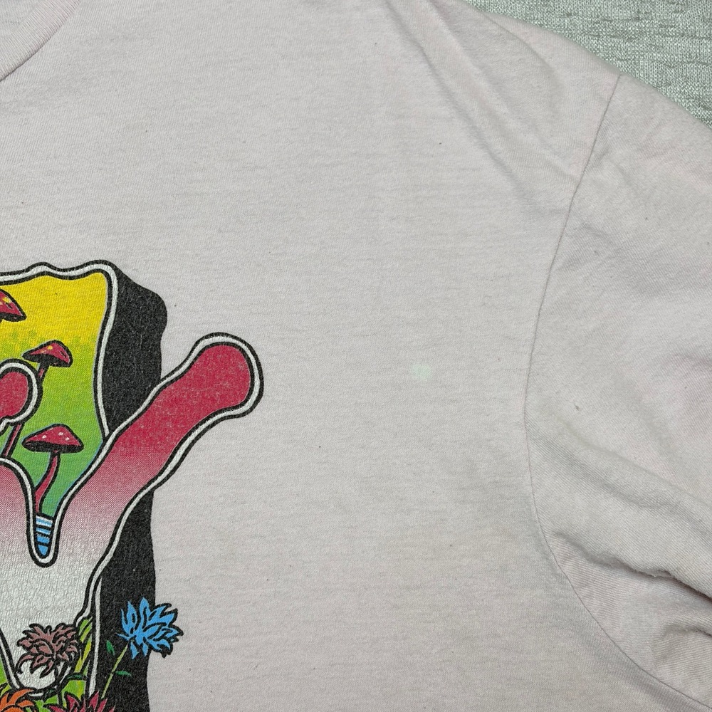 MTV Mens T-Shirt XL Light Pink Mushroom Psychedelic Graphic Music Television Tee - Picture 5 of 9